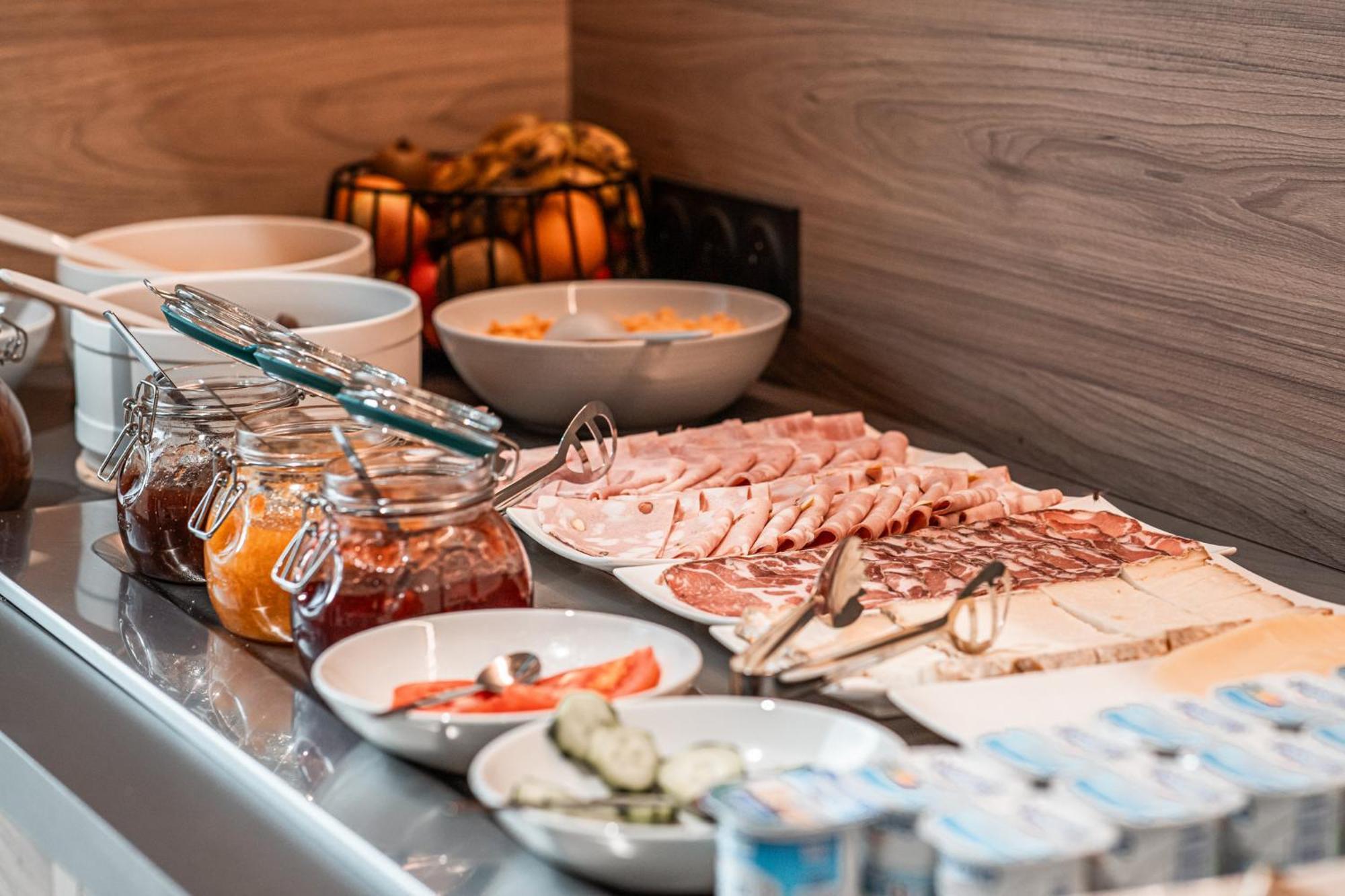 Holiday Inn Express Ajaccio By Ihg エクステリア 写真