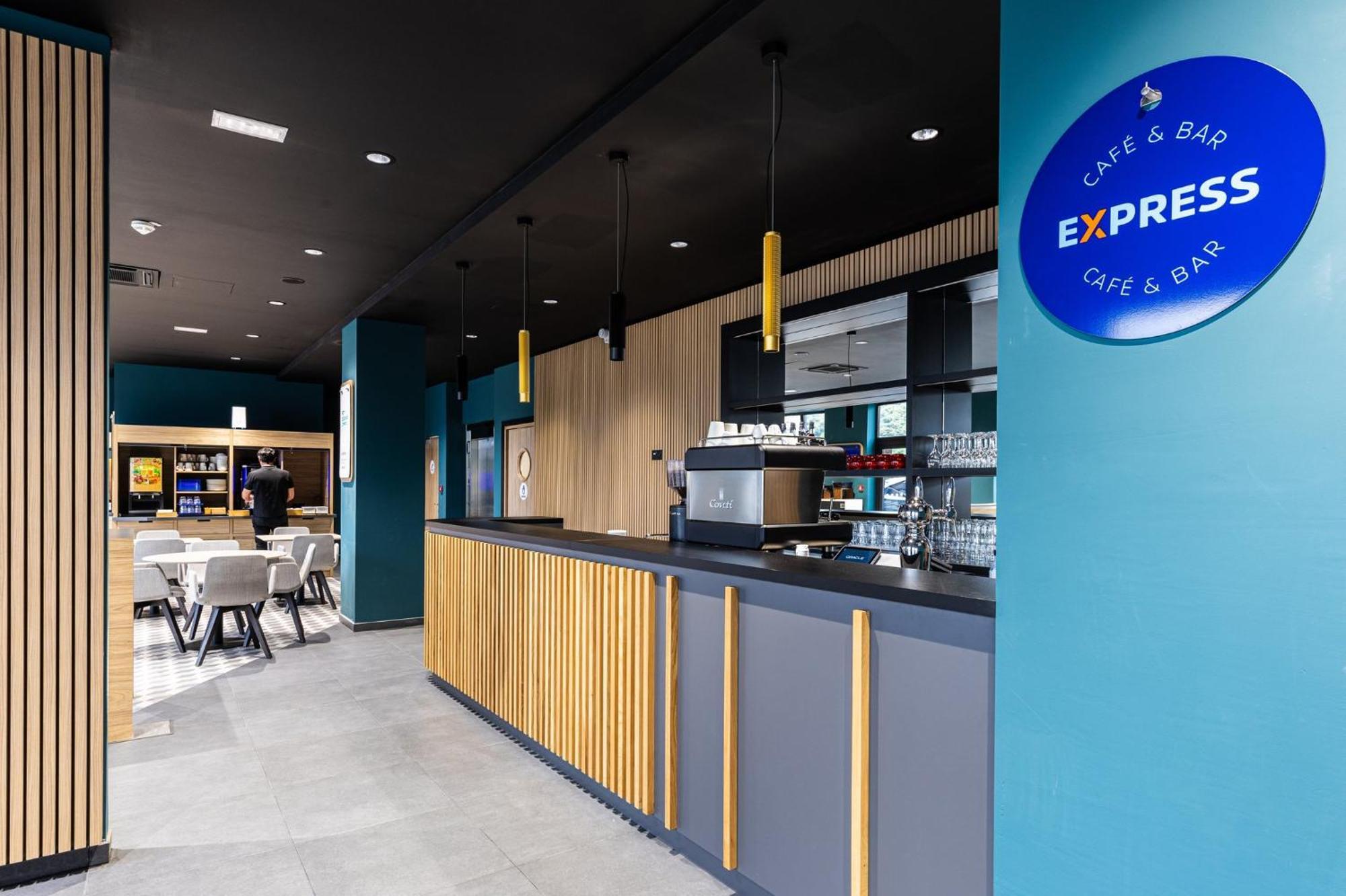 Holiday Inn Express Ajaccio By Ihg エクステリア 写真