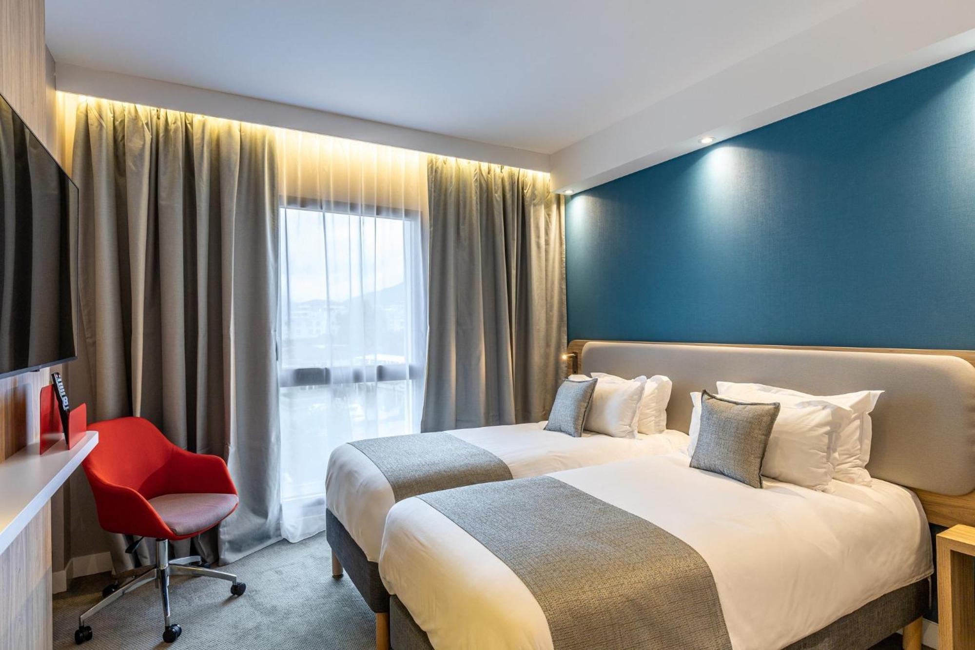 Holiday Inn Express Ajaccio By Ihg エクステリア 写真